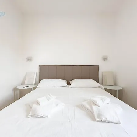 アパート Marco Polo 26 Tirabora Short Rent トリエステ