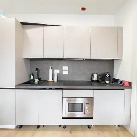 Marco Polo 26 Tirabora Short Rent * 的里雅斯特