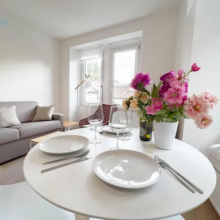 Marco Polo 26 Tirabora Short Rent * Terst